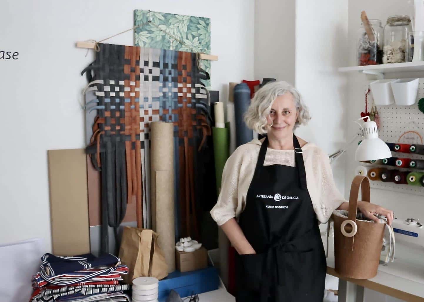 Ana Orozco presenta su primera exposición, 'Sobremesa'