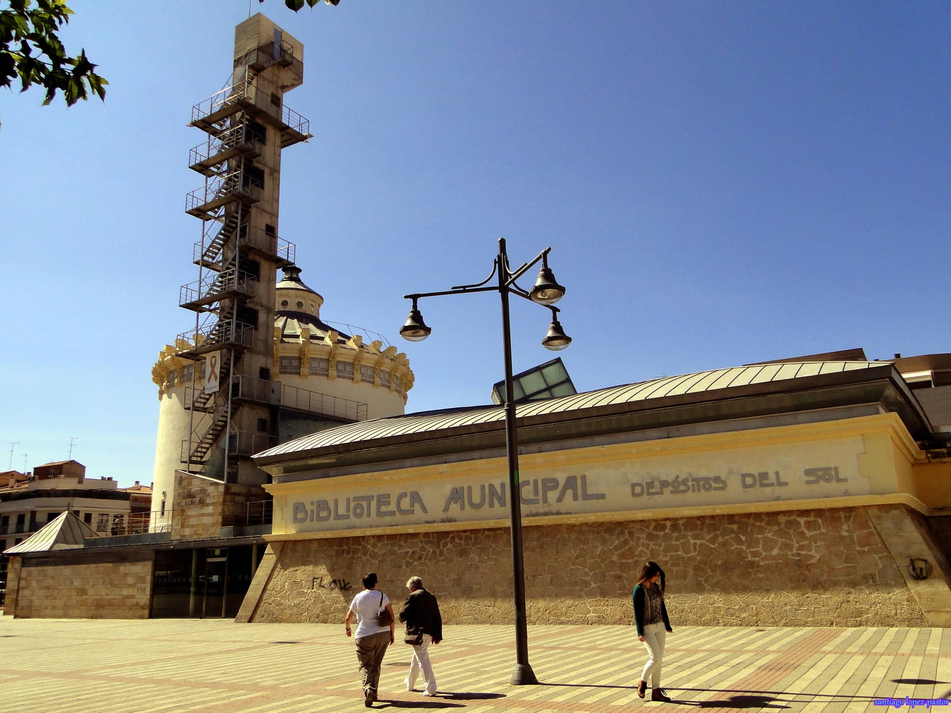 Plaza de los Depósitos del Sol