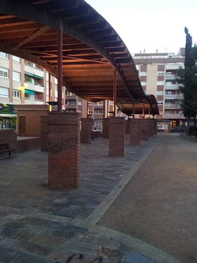 Plaça d'Antoni Pedrol i Rius