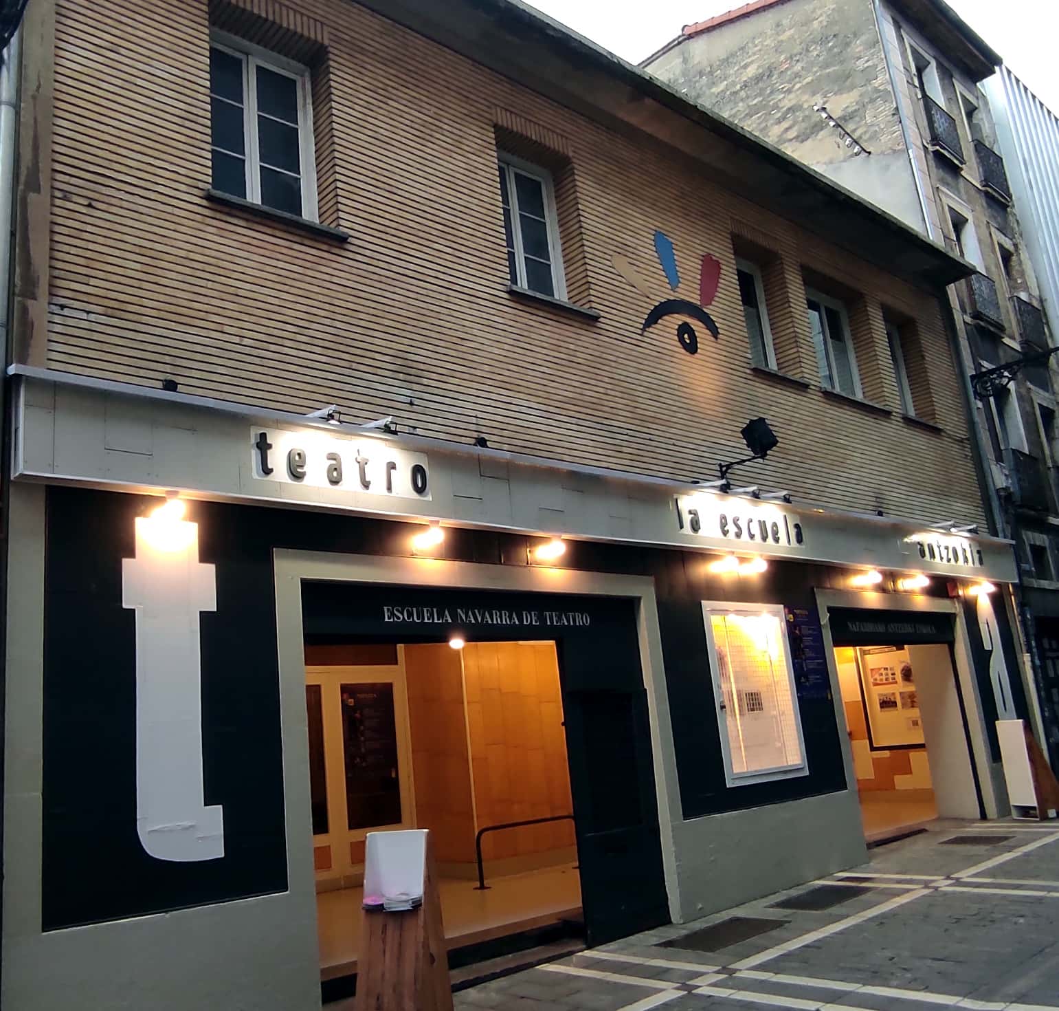 Danzad, danzad bebitos