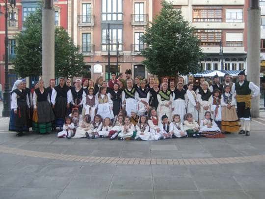 Actuación del Grupo Folklórico Marabayu