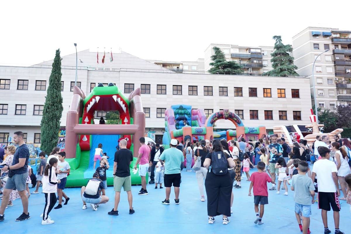 Plaza Jota Mayúscula