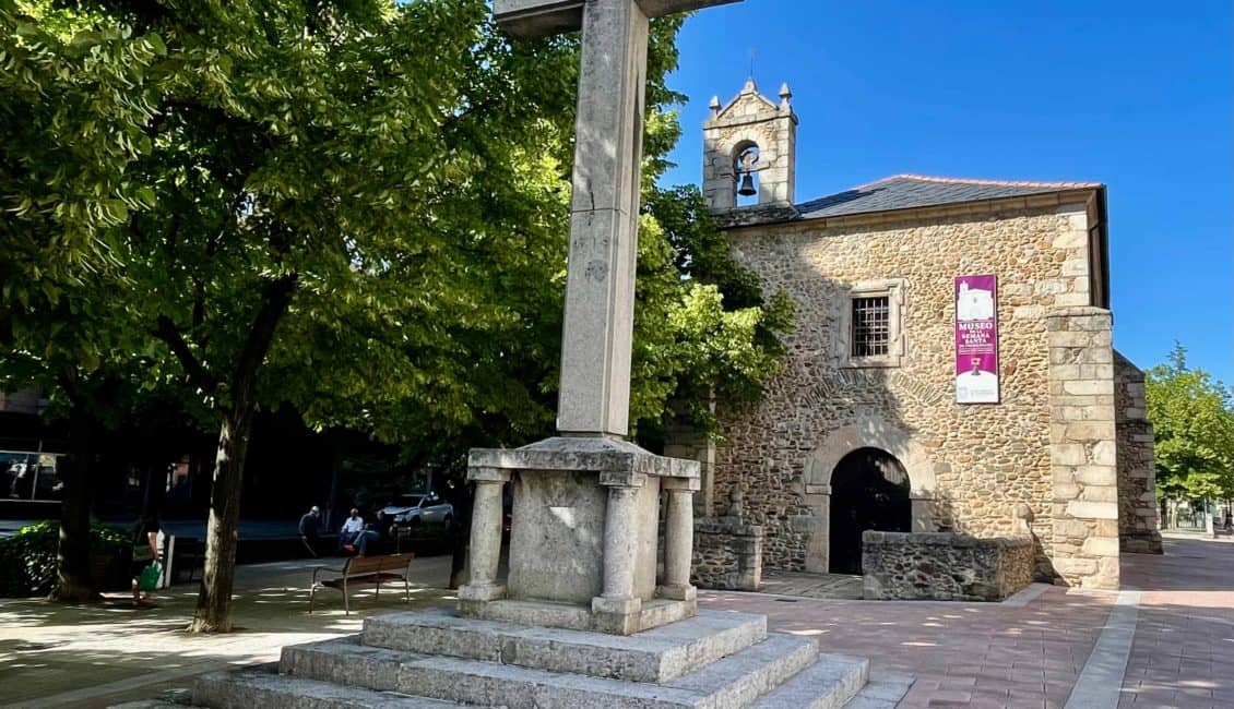 Paseo de San Antonio