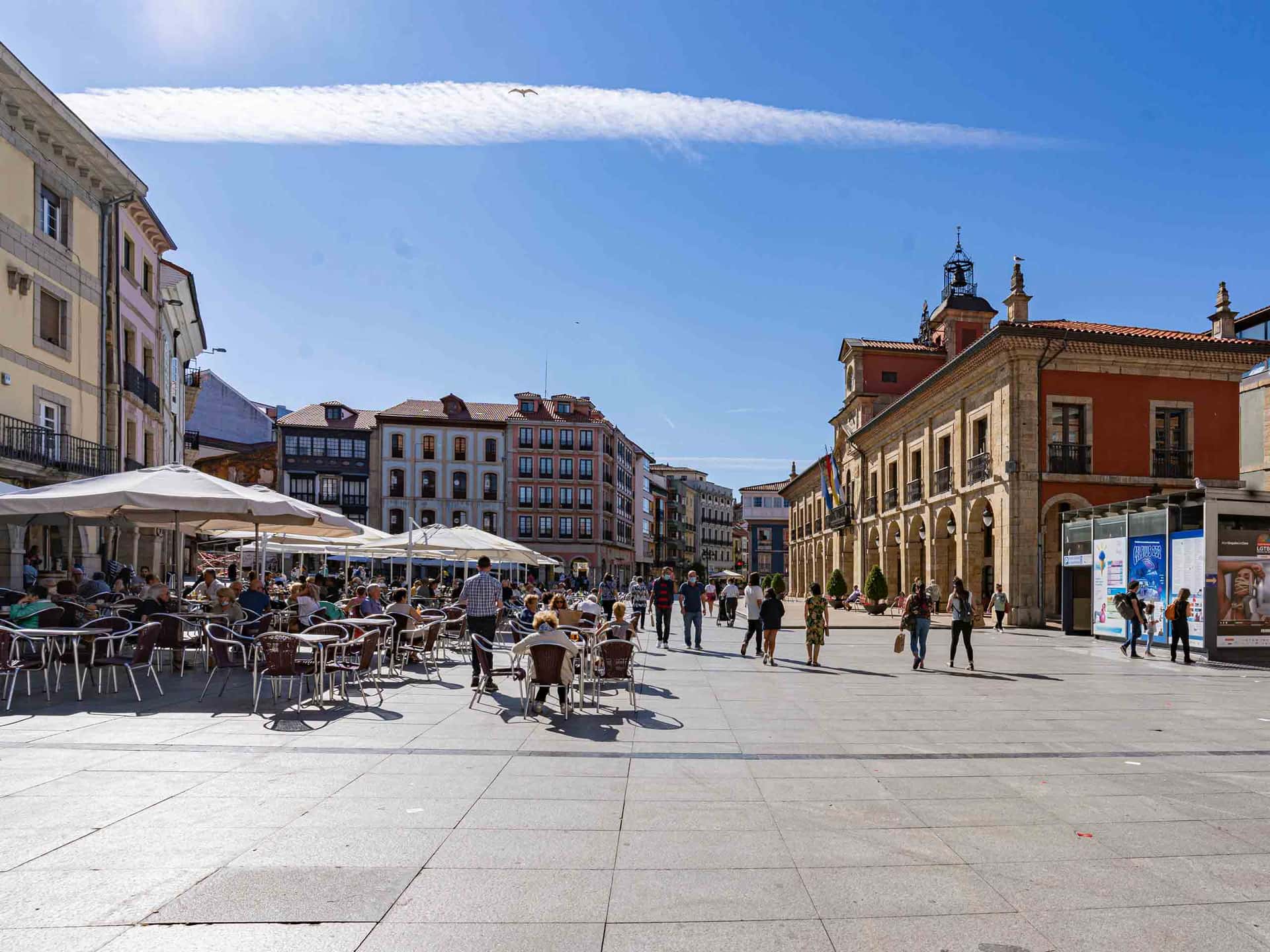 Caleyavilés - Avilés de Lleenda
