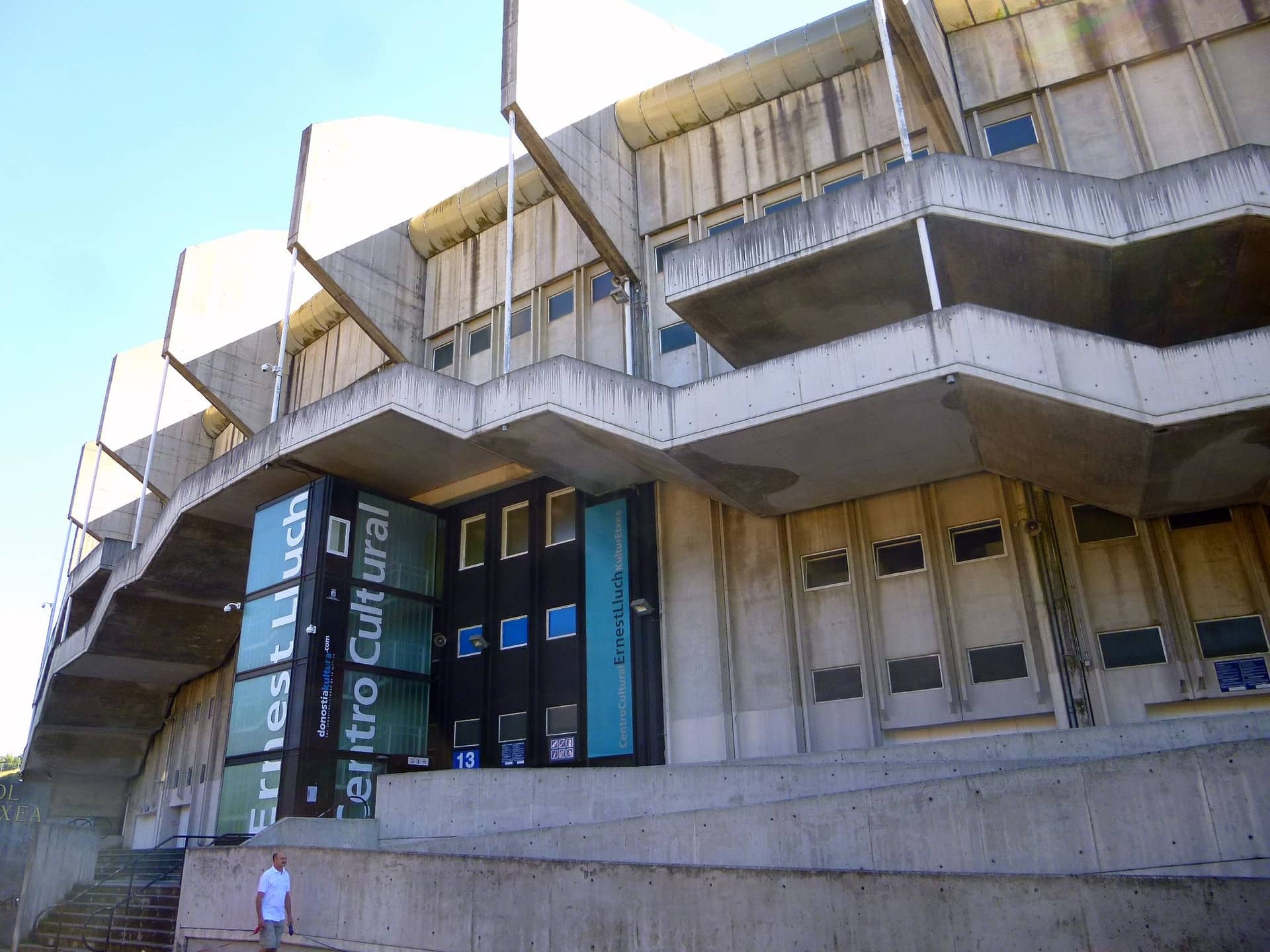 Ernest Lluch Kultur Etxea