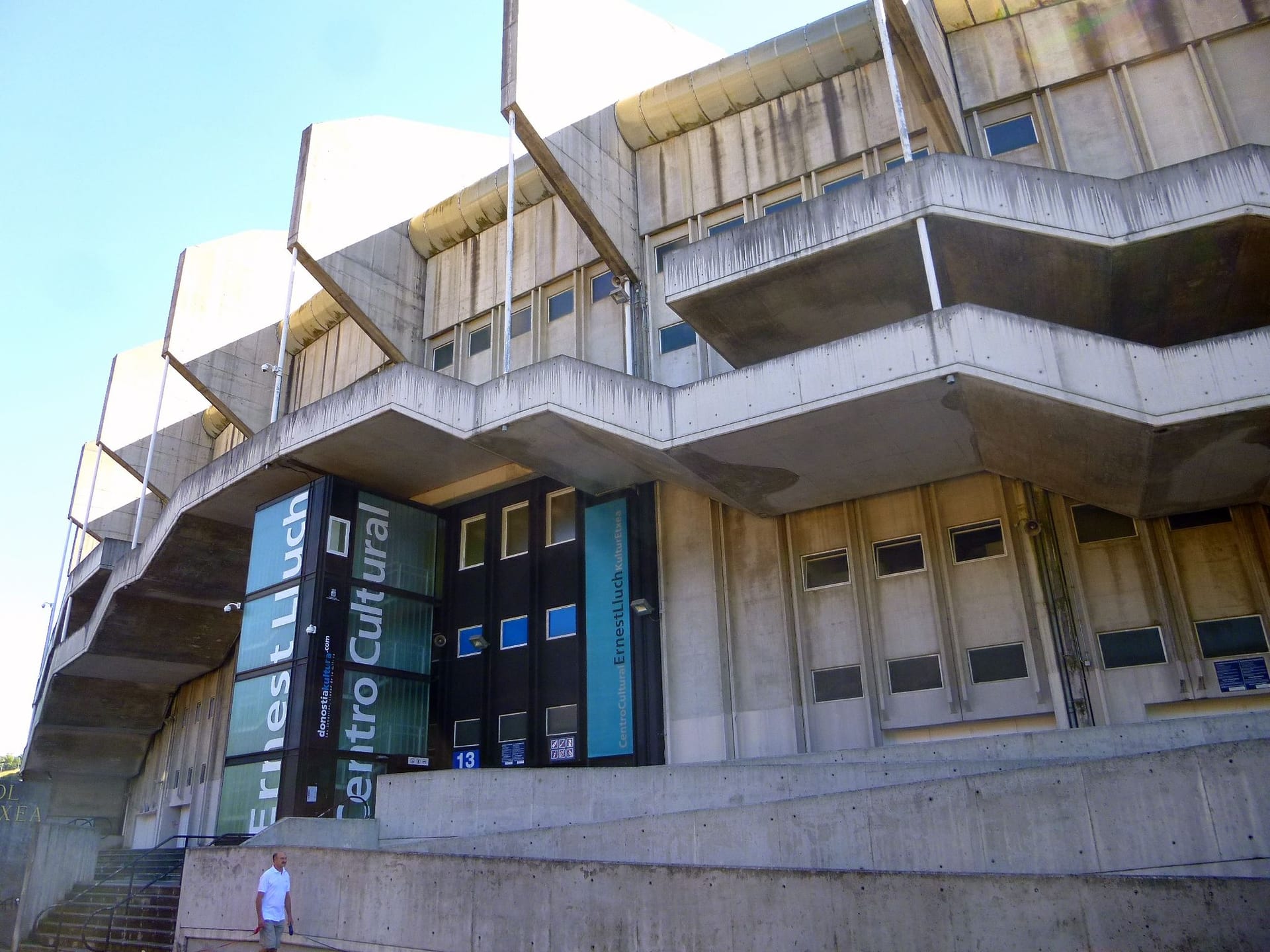 Poesialdia: Aberriak eta atzerriak