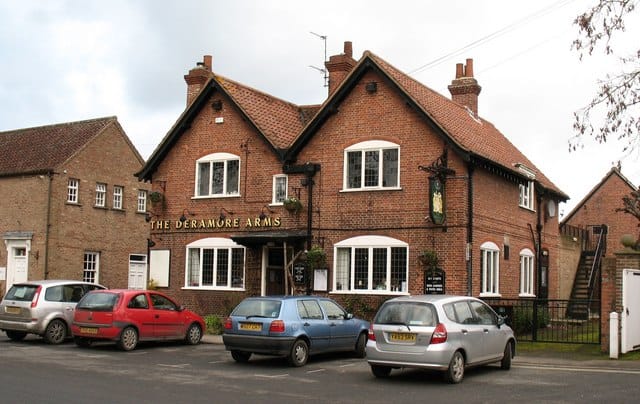 SpeedQuizzing at The Deramore Arms