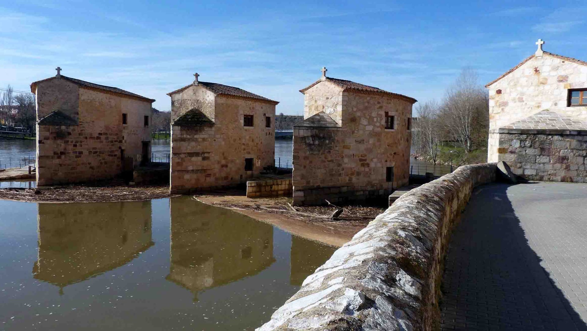 Pícnic artesano de barro y viento con creación de aerófonos