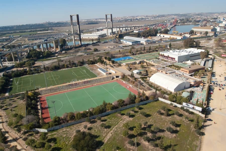 Complejo Deportivo Universitario Los Bermejales