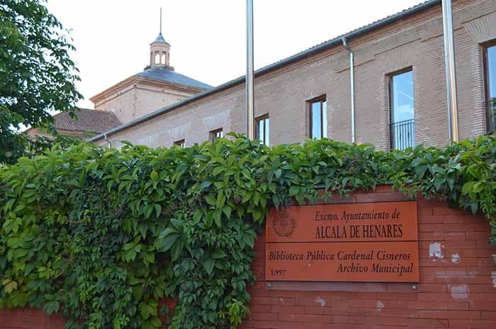 Biblioteca Pública Municipal Cardenal Cisneros