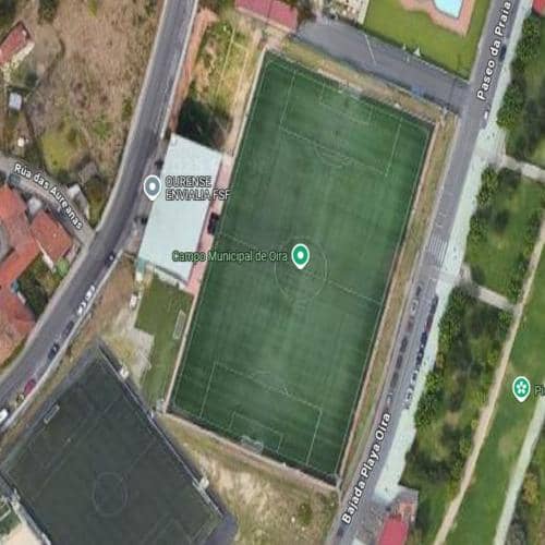 Campo Municipal de Oira
