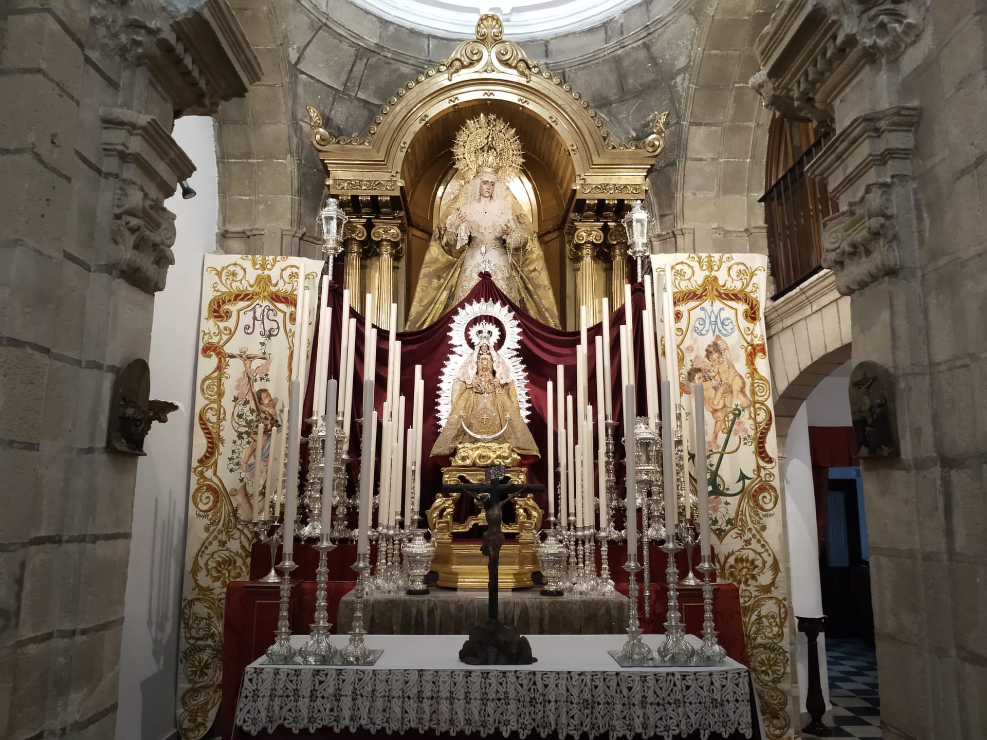 Eucaristía de despedida del Hermano Juan Carlos en la Capilla de la Yedra