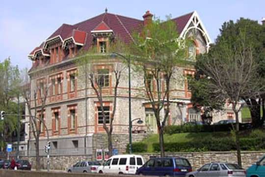 Centro Municipal de Deusto