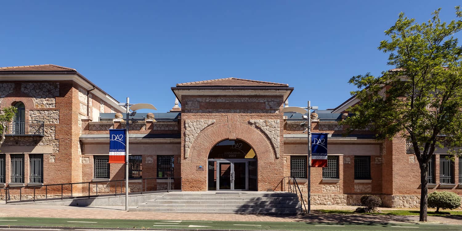 DA2 Domus Artium 2002