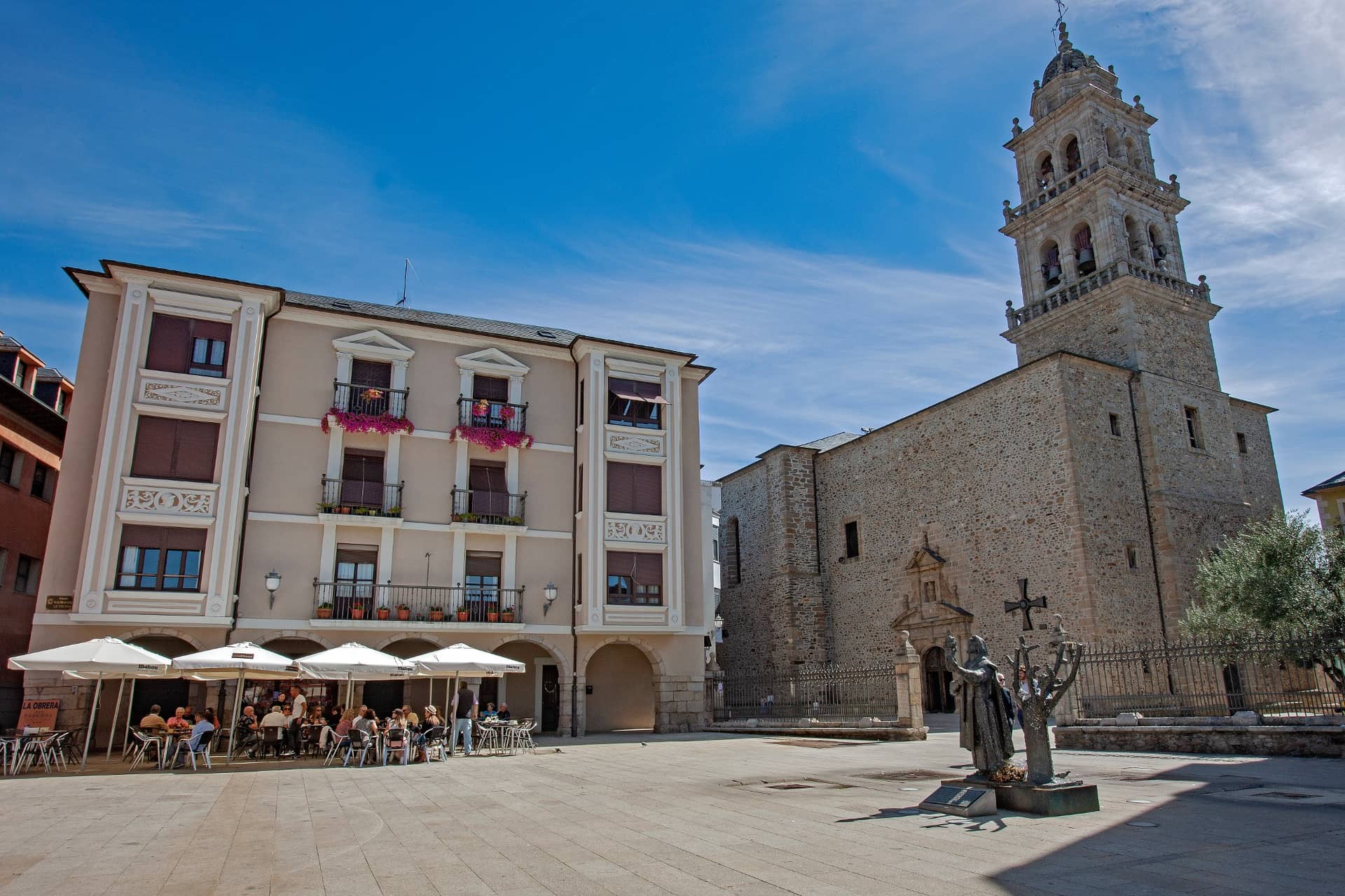 Basílica de Nuestra Señora de la Encina