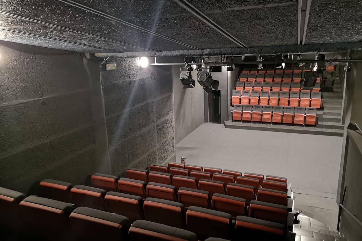 Sala Versus Glòries