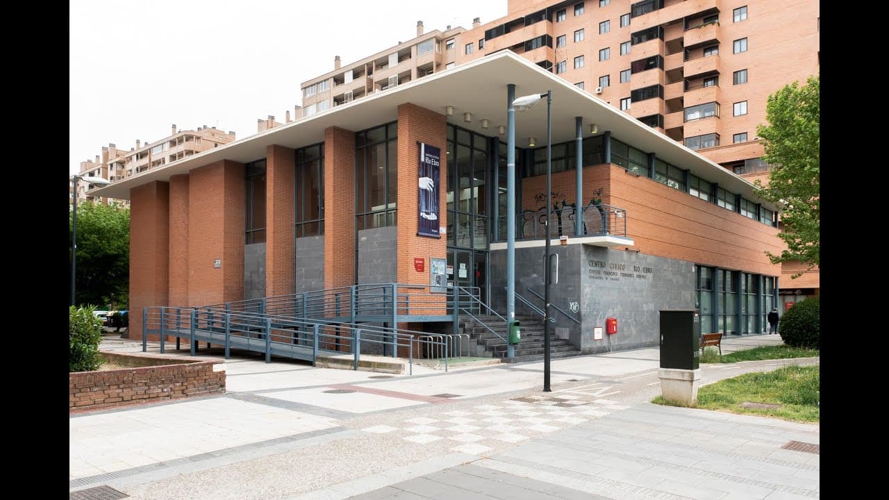 Centro Cívico Río Ebro