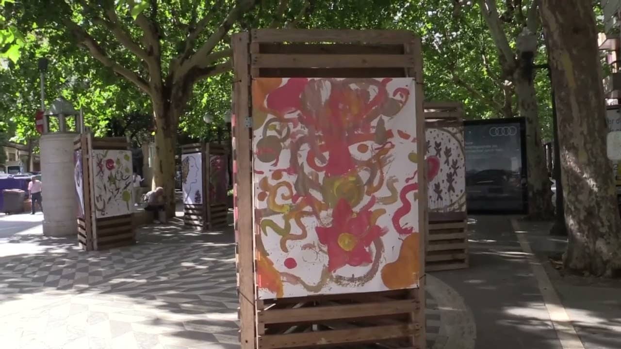Plaça Neus Català