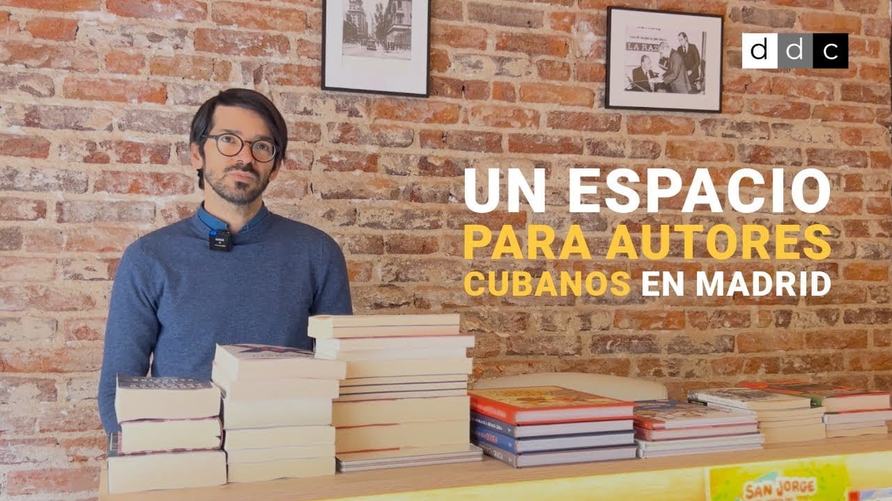 Diálogos en Red arranca en la Librería Arenales