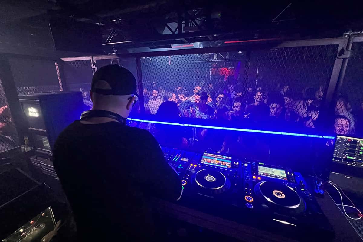 Steve Bicknell + Serkin (Live Set)