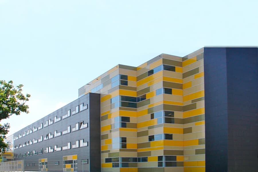 Residencia DomusVi José Otero-Carmela Martínez Santiago de Compostela