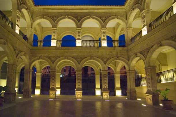 Historia y Vino: Paseo por Lorca Monumental y Cata de Vino