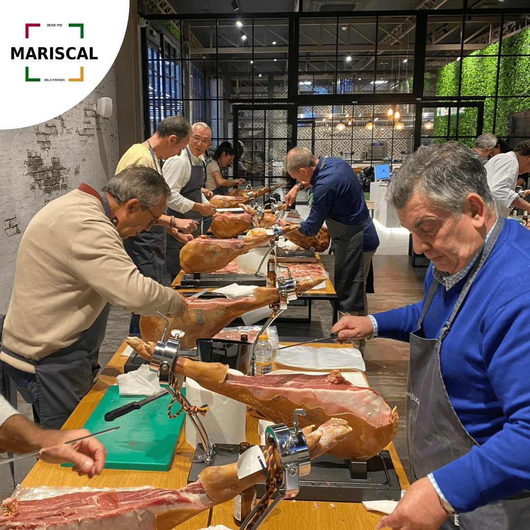 Taller de corte de jamón en Pilsaeduca