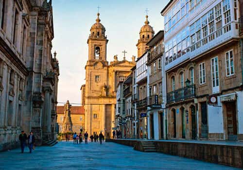 Rutas científicas por el casco histórico