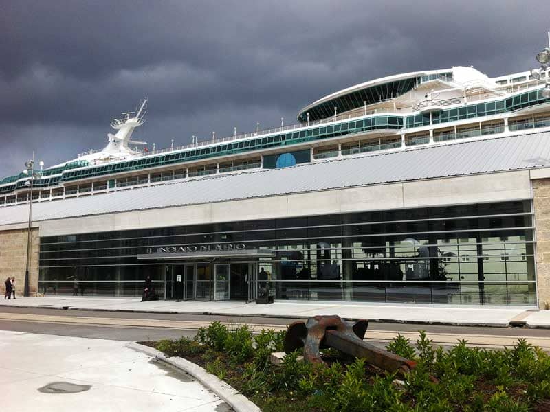 Edificio Tinglado del Puerto