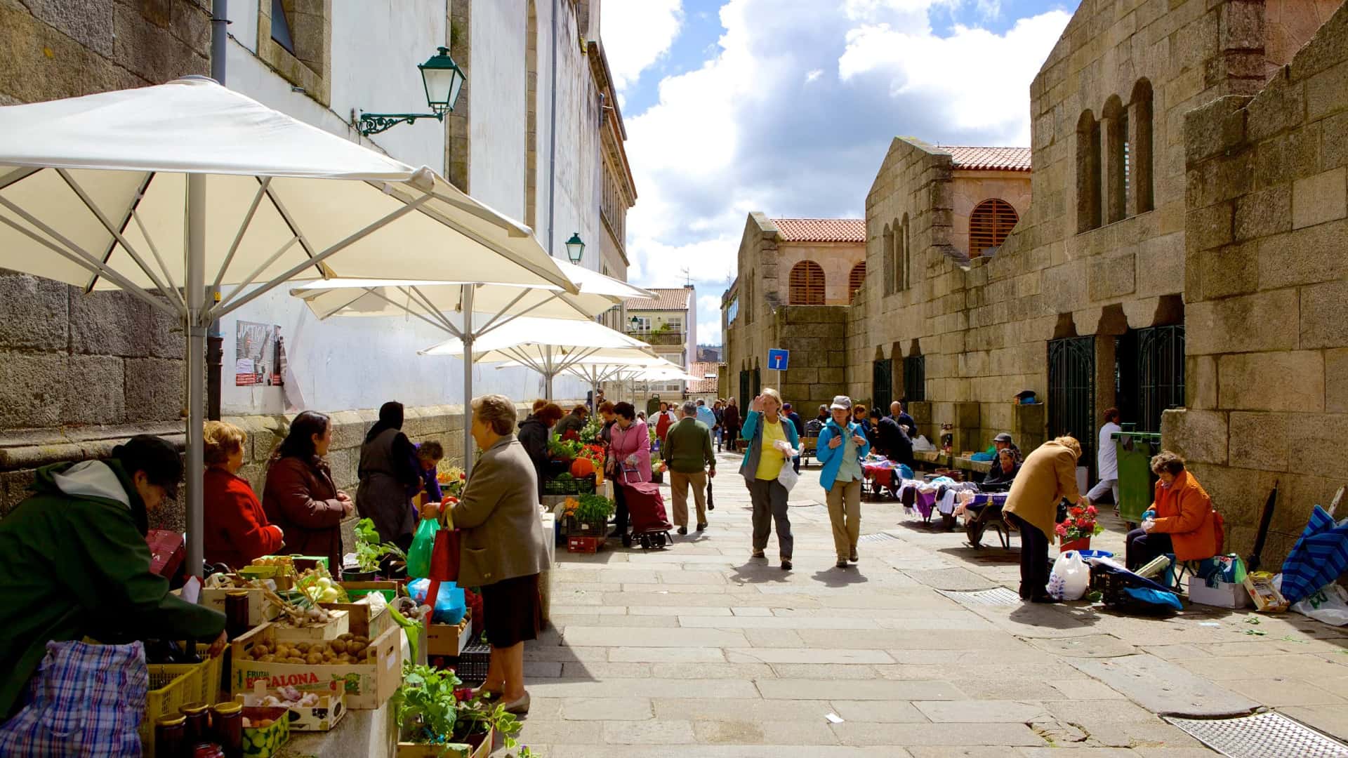 Mercadillo solidario de Acem
