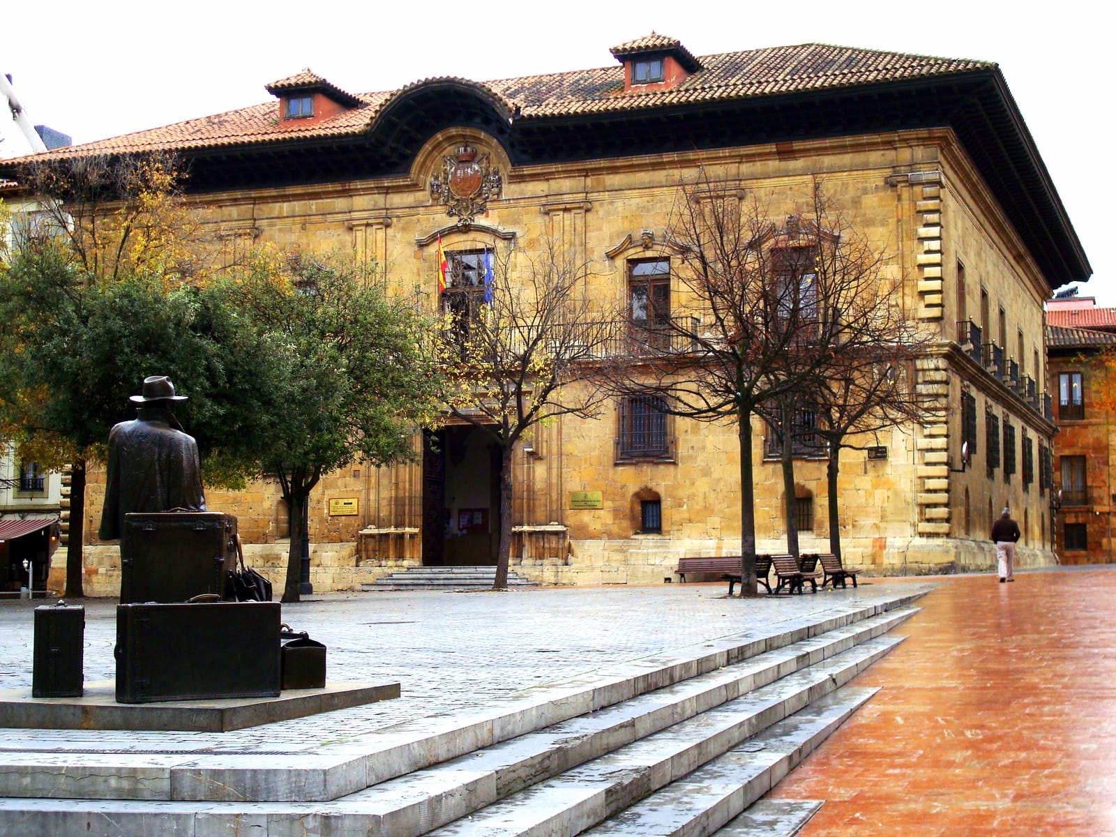 Mercado Artesano y Ecológico (MAE) con temática del Camino Primitivo