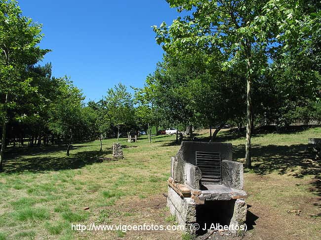 San Xoán Bembrive En Pé