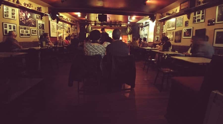 Espectáculo de improvisación teatral