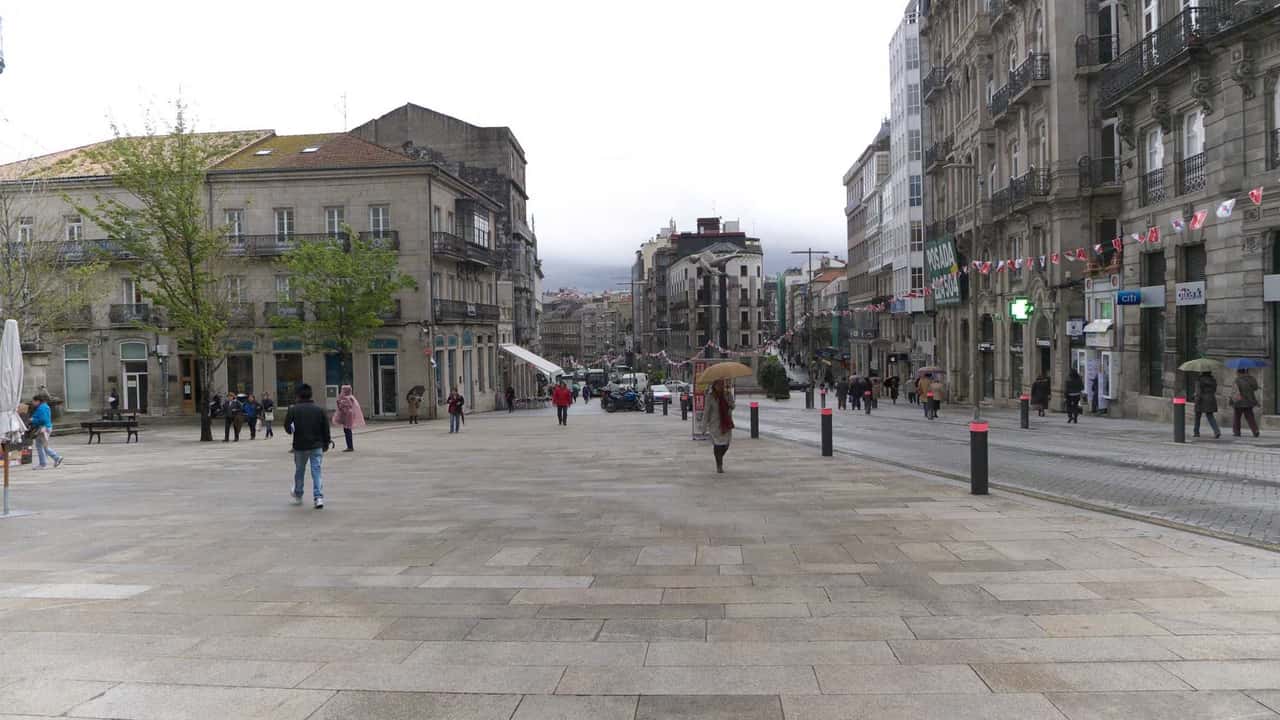 Concurso de disfraces, espectáculo 'A saco circo' y Quema del Meco