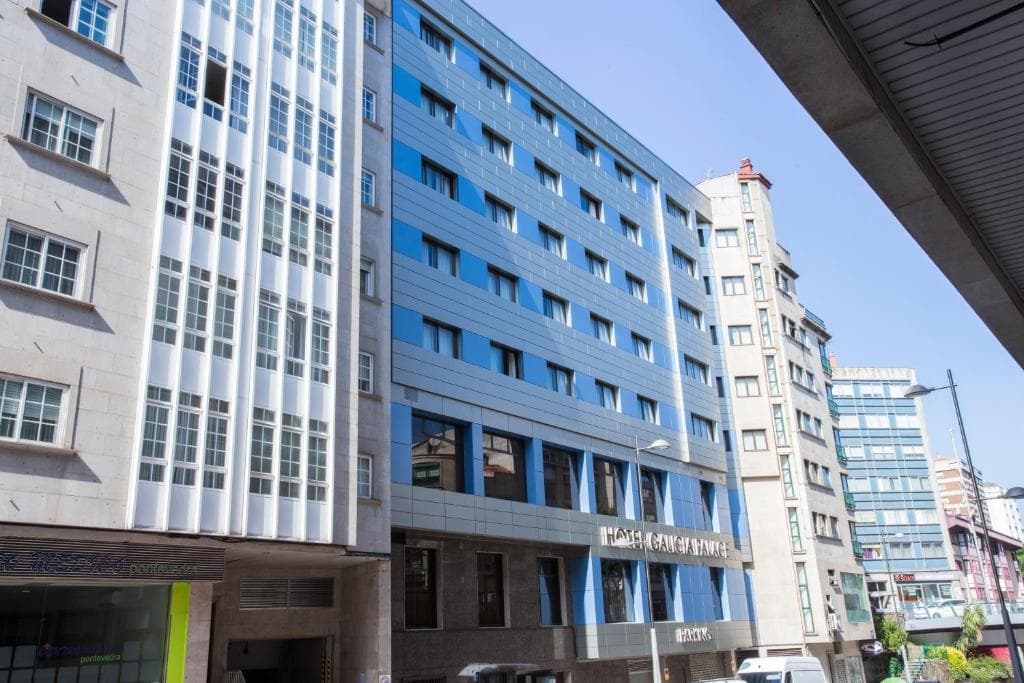 Acto de creaci贸n del Observatorio con IA