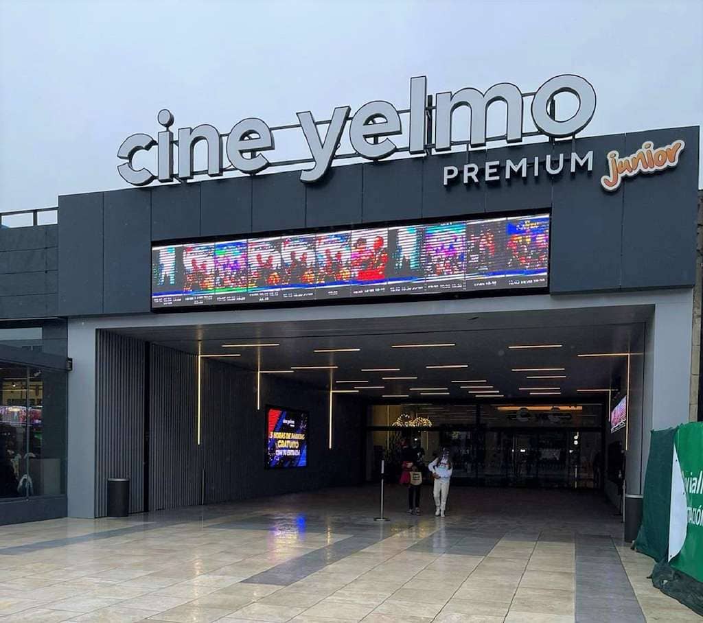 Yelmo Cines Premium Vialia