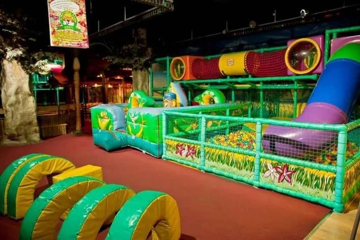 Parque infantil de Tetuán 53