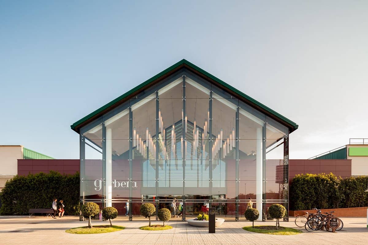 Centro Comercial Garbera