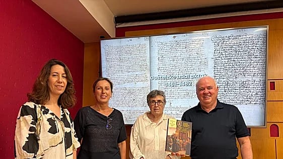 Presentación del cuarto libro de actas municipales medievales de Vitoria-Gasteiz